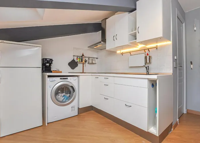 Beautiful Apartment In Nice With Wifi